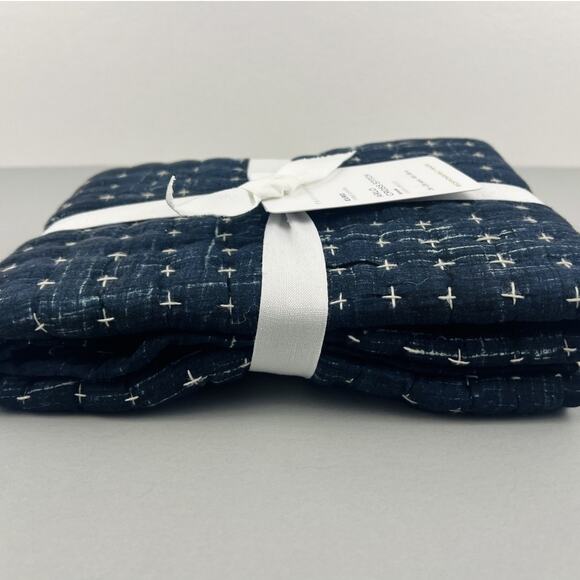 Pottery Barn Euro Sham Arlo Cross Stitch Navy Blue White Pillow Sham 26x26 NWF - Picture 6 of 8